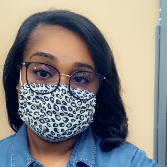 Meet your Posher, Laisha - Picture 8 of 8